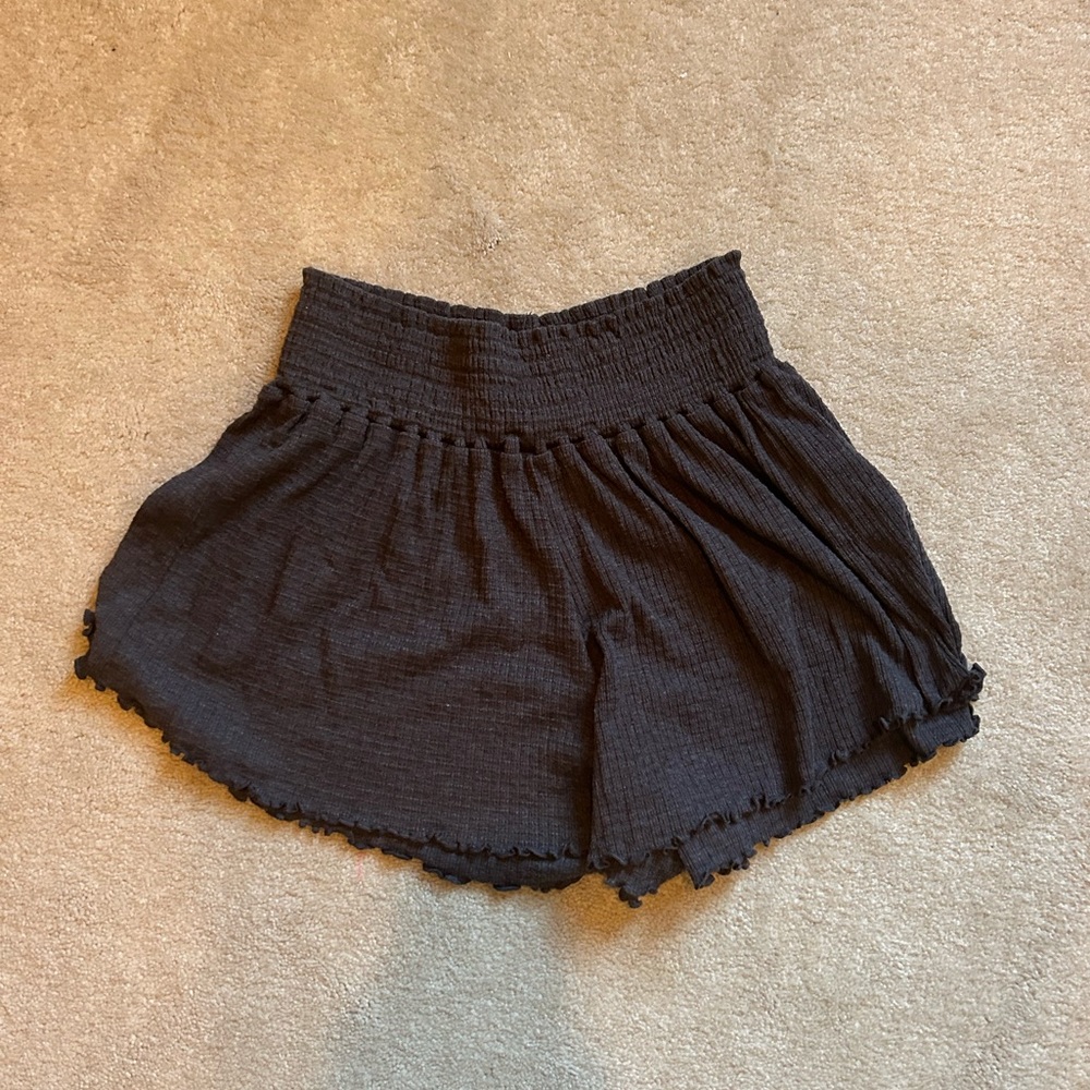 Project Social Tee Smocked Gray Shorts